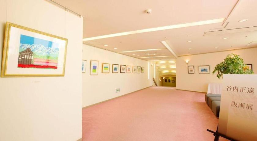 Tateyama Kokusai Hotel Toyama Station Exterior foto
